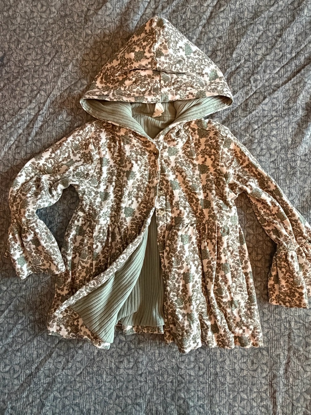 kate quinn Floral Hooded Swing Cardigan in Iceberg Green Ditsy
